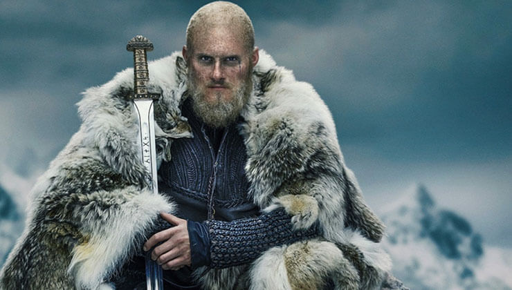 Alexander Ludwig yepyeni bir proje ile hayranlarının karşısına çıkmaya hazırlanıyor.